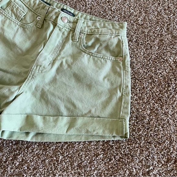 🚨Wild Fable Green Checker Highest Rise Mom Shorts Womens 2 Cuffed Skater Grunge - Picture 7 of 14